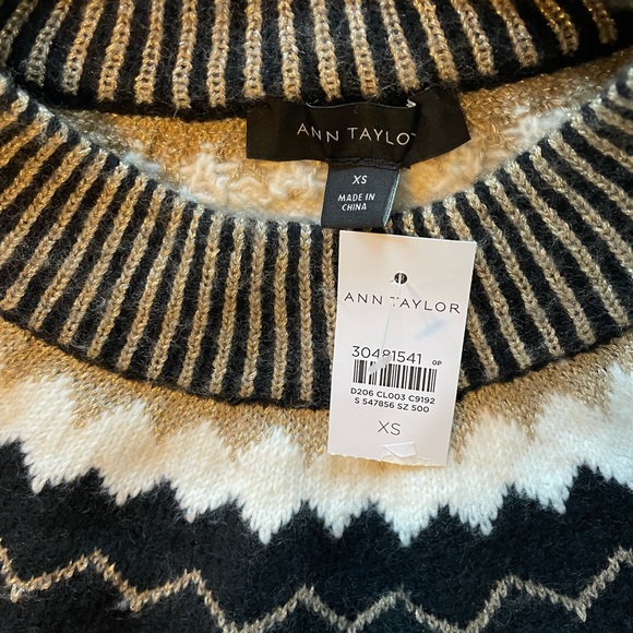 Ann Taylor NWT Cream, Gold and Black Fair Isle Sweater, Size “XS” - Picture 9 of 10